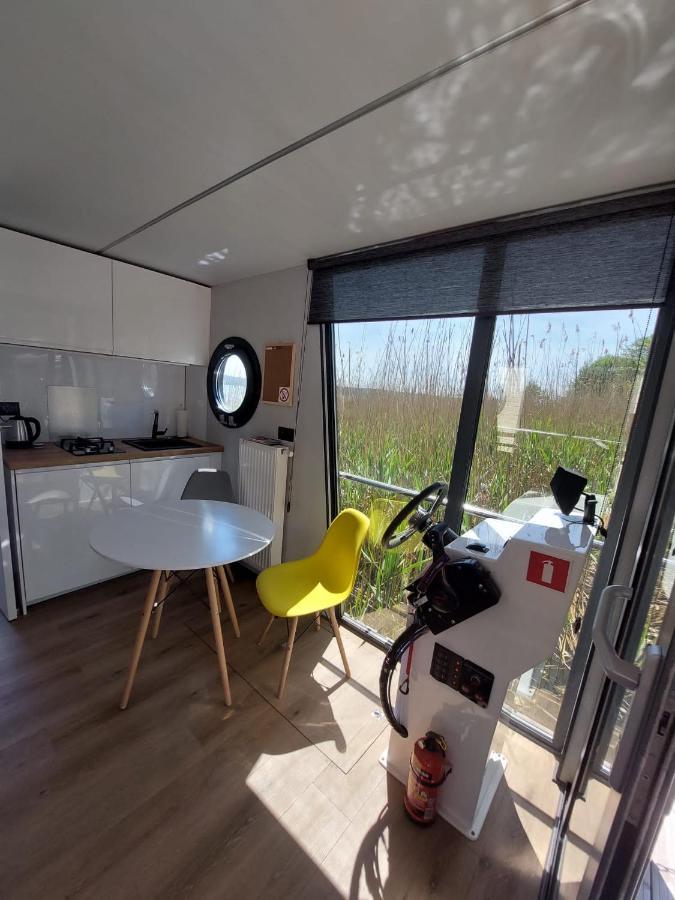 Готель Houseboat Gudowo Екстер'єр фото